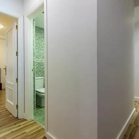 Apartment Flatguest Almansa * 3bdr * Parking * Wifi Las Palmas de Gran Canaria