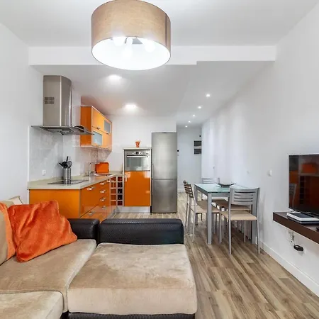 Apartment Flatguest Almansa * 3bdr * Parking * Wifi Las Palmas de Gran Canaria