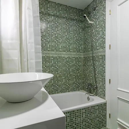 Flatguest Almansa * 3bdr * Parking * Wifi *